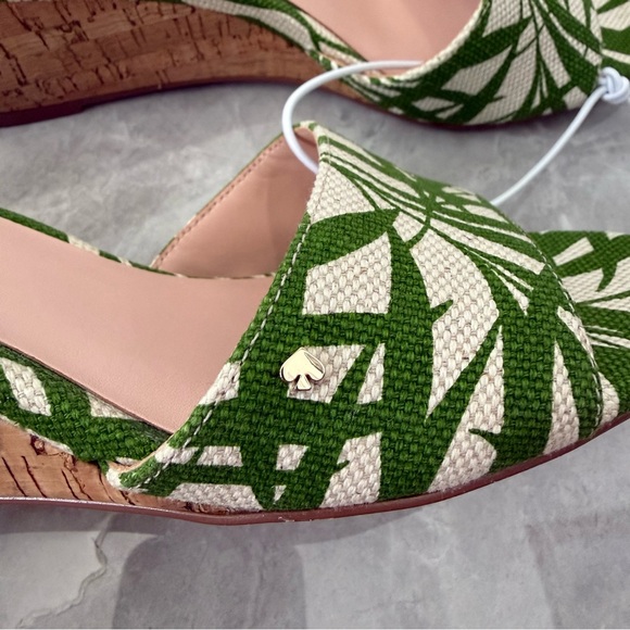 NWOT Women’s Kate Spade Myrah Palm Frond Cork Heel Wedge Open Toe Sandals 5.5 - Picture 4 of 13
